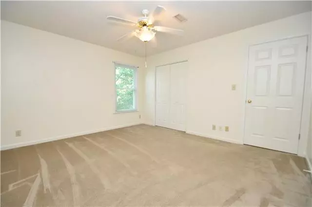  2128 Single Tree Dr, Clarksville, TN 37040 photo 17