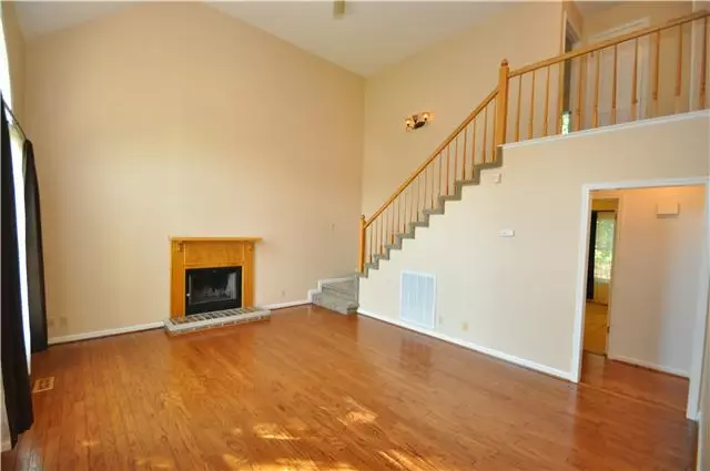  2128 Single Tree Dr, Clarksville, TN 37040 photo 2