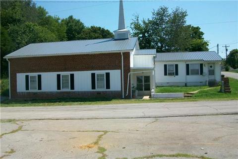 116 Morrison St, Centerville, TN 37033 photo 2