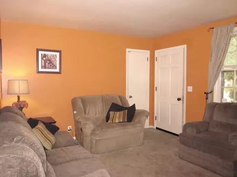 319 Mockingbird Ln, Dickson, TN 37055 photo 8