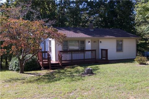 4480 Akin Rd, Cunningham, TN 37052 photo 2