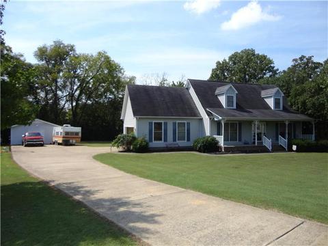413 Westgate Rd, Pulaski, TN 38478 photo 2