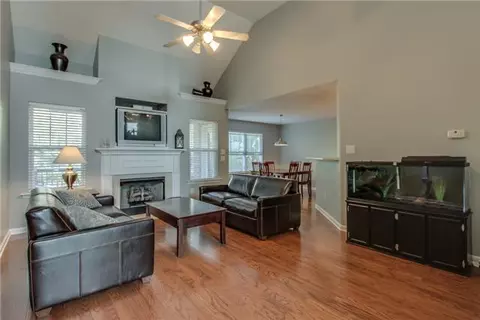 1426 Bern Dr, Spring Hill, TN 37174 photo 4