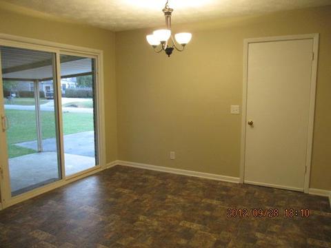 22 Cherry Ln, Morrison, TN 37357 photo 3