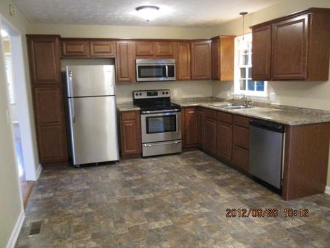 22 Cherry Ln, Morrison, TN 37357 photo 2