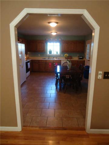 2307 Huckaby Rd, Columbia, TN 38401 photo 9