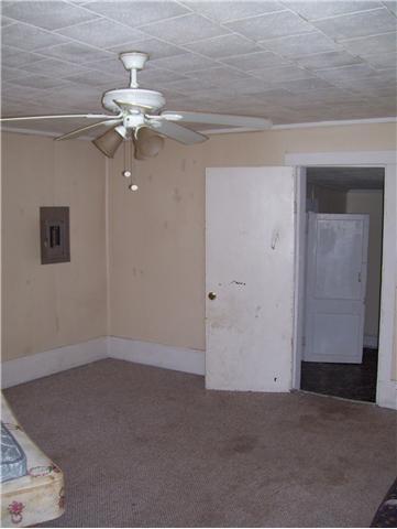 302 E Madison St, Pulaski, TN 38478 photo 6