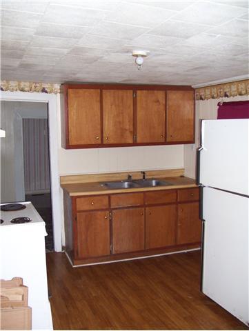 302 E Madison St, Pulaski, TN 38478 photo 5