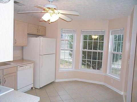 1017 Mallory Ln, Spring Hill, TN 37174 photo 5