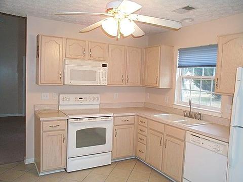 1017 Mallory Ln, Spring Hill, TN 37174 photo 4