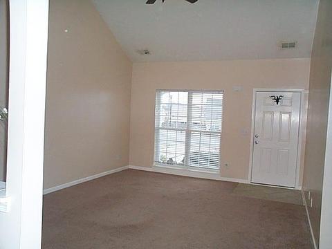 1017 Mallory Ln, Spring Hill, TN 37174 photo 6