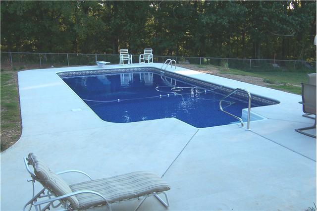  200 Clanton Ln, Wartrace, TN 37183 photo 3
