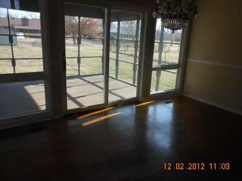 208 Sam Davis Dr, Springfield, TN 37172 photo 8