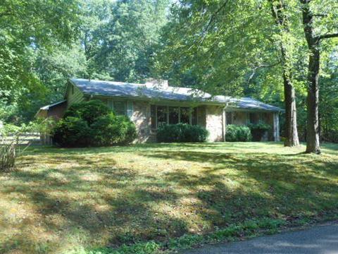 122 Laurel, Sewanee, TN 37375 photo 1