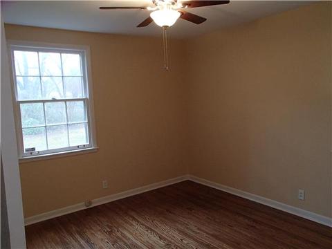 1502 Bartway Dr, Murfreesboro, TN 37130 photo 5