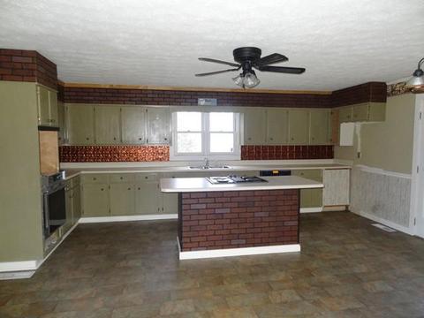 333 Marcrom Rd, Morrison, TN 37357 photo 6