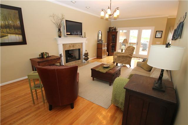  4012 Oxford Glen Dr, Franklin, TN 37067 photo 2