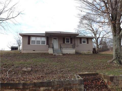 52 Bassham Rd, Leoma, TN 38468 photo 1