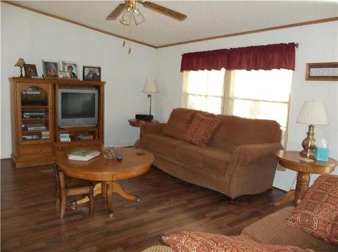 809 Echo Lake Dr, Pulaski, TN 38478 photo 4