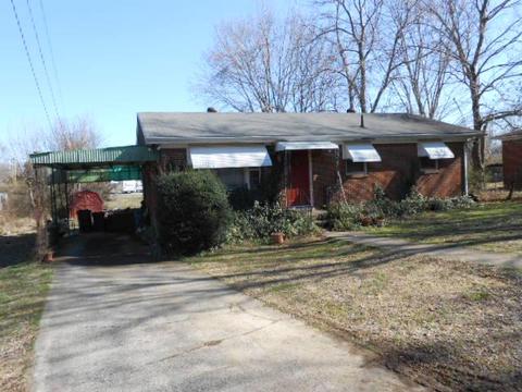 112 Mack St, Dickson, TN 37055 photo 1