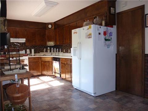 656 Grays Bend Rd, Centerville, TN 37033 photo 4