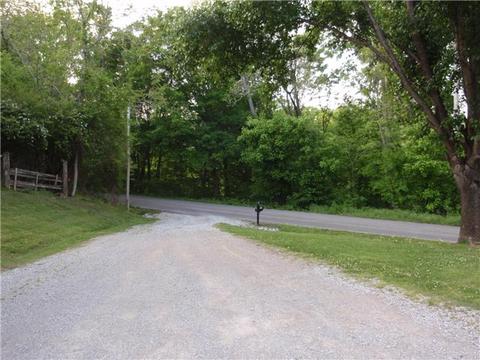656 Grays Bend Rd, Centerville, TN 37033 photo 20