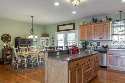 219 Stephen St, Dickson, TN 37055 photo 6