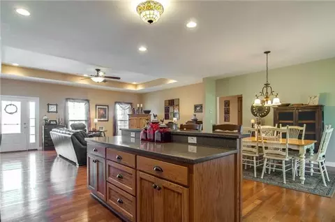 219 Stephen St, Dickson, TN 37055 photo 8