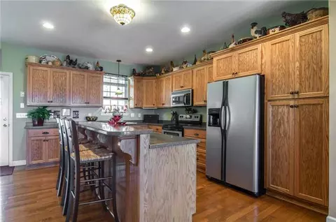 219 Stephen St, Dickson, TN 37055 photo 5