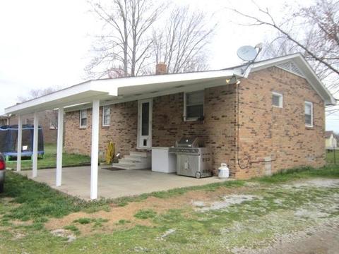 207 Smith Cir, Loretto, TN 38469 photo 11