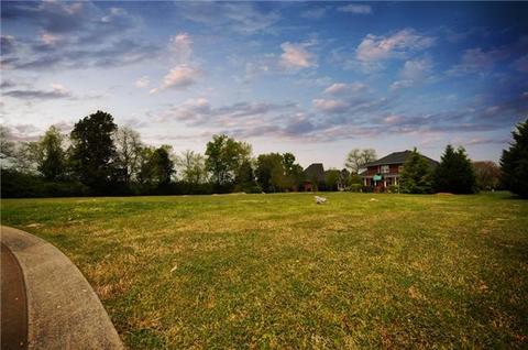 911 Wellspring Ct, Murfreesboro, TN 37130 photo 2