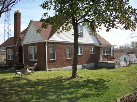 300 Murrell, Dickson, TN 37055 photo 3