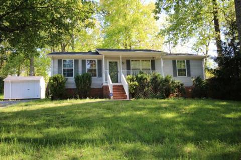 202 Nottingham Rd, Dickson, TN 37055 photo 1