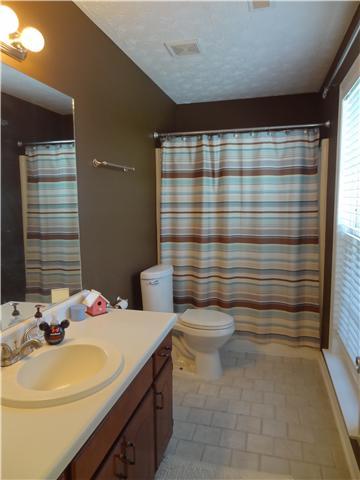 809 E Northfield Blvd, Murfreesboro, TN 37130 photo 10