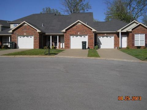 209 Johnstone Dr, Dickson, TN 37055 photo 2