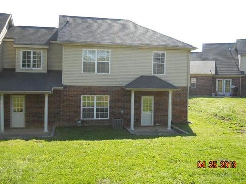209 Johnstone Dr, Dickson, TN 37055 photo 3