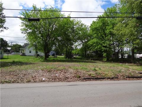 102 17th Ave E, Springfield, TN 37172 photo 1