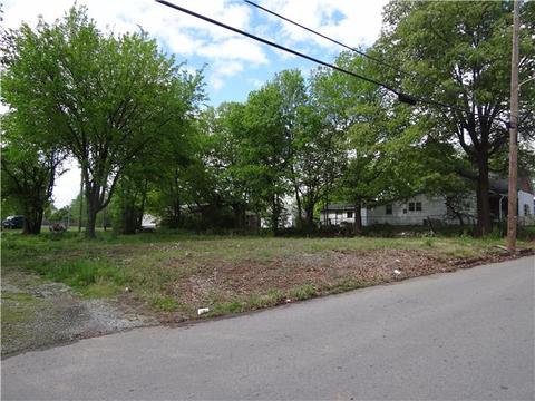102 17th Ave E, Springfield, TN 37172 photo 4