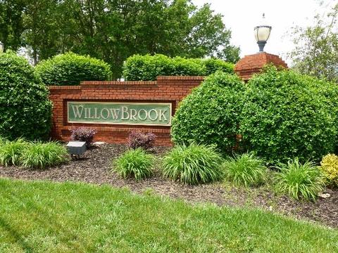 393 Willow Brook Dr, Manchester, TN 37355 photo 2