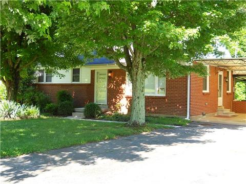 303 Golfview Ln, Springfield, TN 37172 photo 1