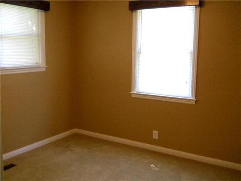 303 Golfview Ln, Springfield, TN 37172 photo 4
