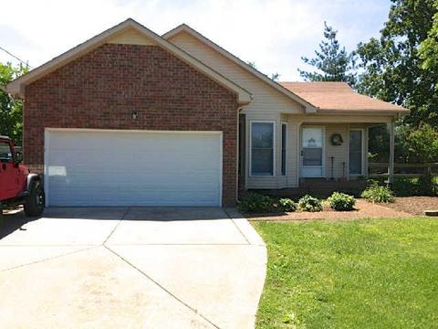 7103 Crestview Dr, Fairview, TN 37062 photo 1