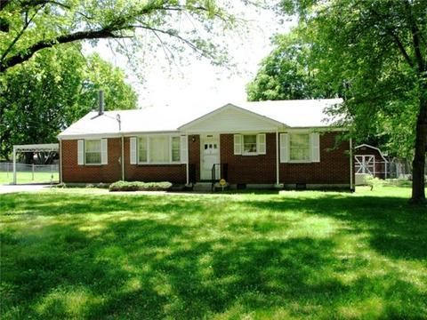 1906 Eagle St, Murfreesboro, TN 37130 photo 1