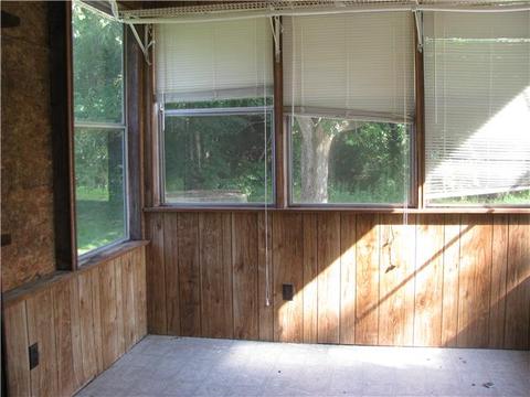 4864 Hembree Rd, Cunningham, TN 37052 photo 6