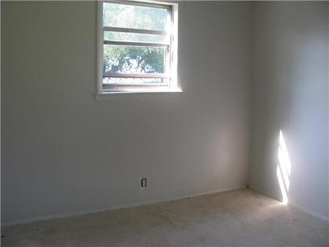 4864 Hembree Rd, Cunningham, TN 37052 photo 7