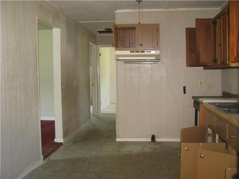 4864 Hembree Rd, Cunningham, TN 37052 photo 5