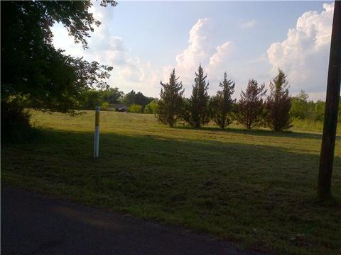 835 Stringfellow Rd, White Bluff, TN 37187 photo 4