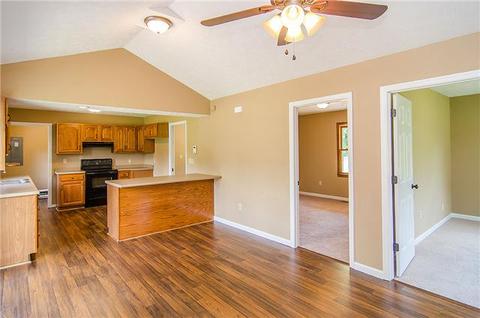 206 Railroad St, Cedar Hill, TN 37032 photo 4