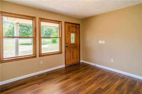 206 Railroad St, Cedar Hill, TN 37032 photo 6