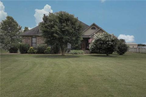 1670 E Pitts Ln, Murfreesboro, TN 37130 photo 1